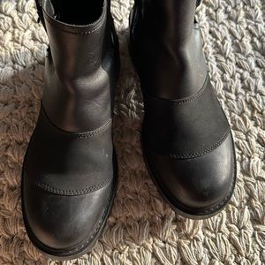 Black leather UGG boots size 7